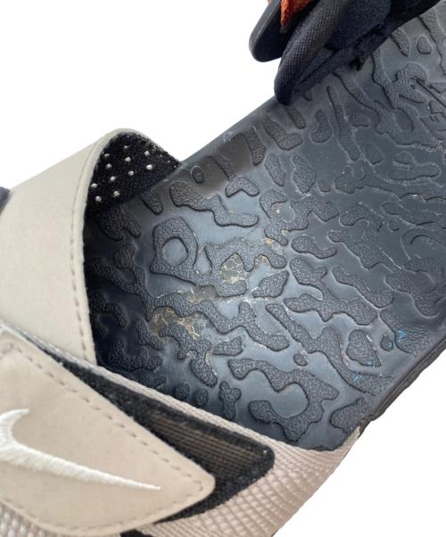 NIKE ACG（ナイキエーシージー）NIKE ACG (ナイキエージーシー) AIR DESCHUTZ ベージュ×ブラック サイズ:28の古着・服飾アイテム