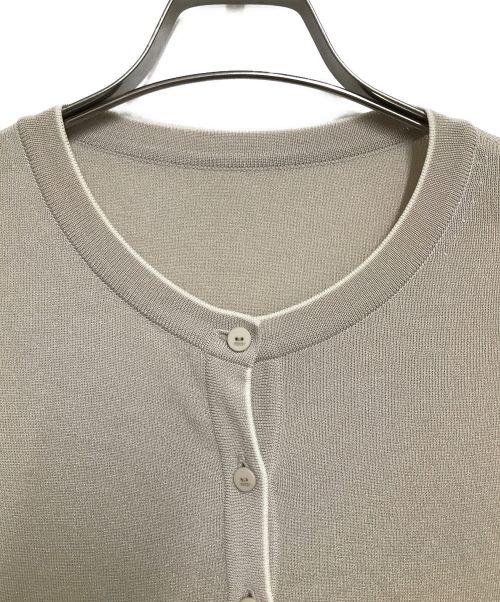 FOXEY（フォクシー）FOXEY (フォクシー) THE NICOLA CARDIGAN ベージュ サイズ:38の古着・服飾アイテム