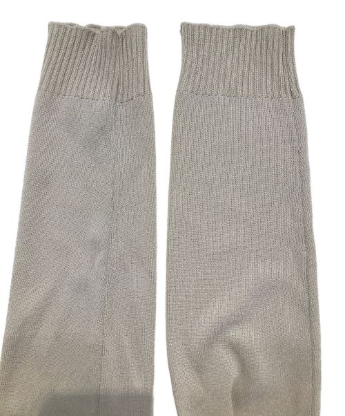 FOXEY（フォクシー）FOXEY (フォクシー) THE NICOLA CARDIGAN ベージュ サイズ:38の古着・服飾アイテム