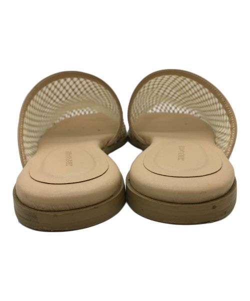 MIESROHE（ミースロエ）MIESROHE (ミースロエ) フラットサンダル ベージュ サイズ:23.5の古着・服飾アイテム