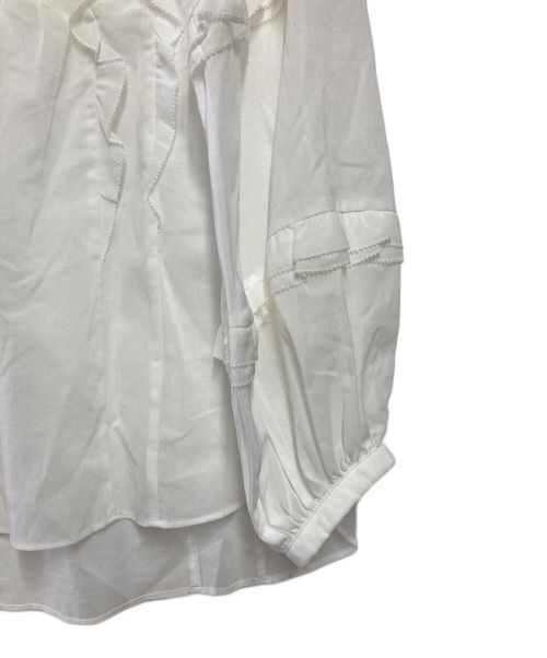 ANAYI（アナイ）ANAYI (アナイ) フリルカラーレスブラウス ホワイト サイズ:38の古着・服飾アイテム