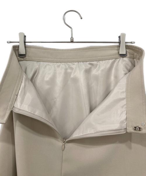 M'S GRACY（エムズグレイシー）M'S GRACY (エムズグレイシー) パール付フレアスカート ベージュ サイズ:40 未使用品の古着・服飾アイテム