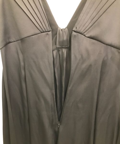 ARMANI COLLEZIONI（アルマーニ コレツィオーニ）ARMANI COLLEZIONI (アルマーニ コレツィオーニ) シルクノースリーブワンピース ブラック サイズ:42 未使用品の古着・服飾アイテム