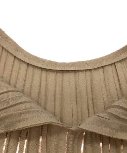 (nude)（ヌード）(nude) (ヌード) プリーツノースリーブブラウス ベージュ サイズ:40の古着・服飾アイテム