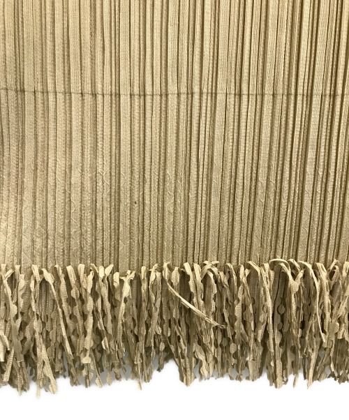 PLEATS PLEASE（プリーツプリーズ）PLEATS PLEASE (プリーツプリーズ) フリンジプリーツスカート ベージュ サイズ:5の古着・服飾アイテム