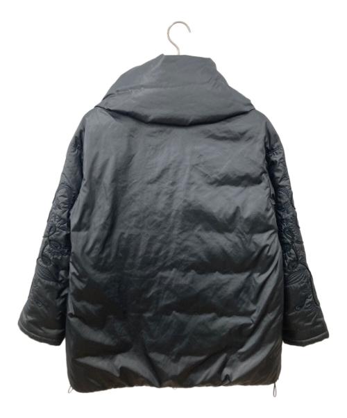 OLLEBOREBLA（アルベロベロ）OLLEBOREBLA (アルベロベロ) 刺繍ダウンジャケット ブラック サイズ:不明の古着・服飾アイテム