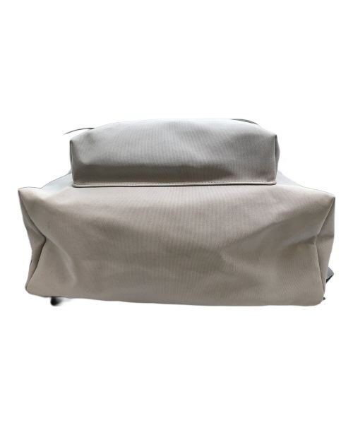 +81（プラスエイティーワン）+81 (プラスエイティーワン) SU (ス) VIBRAM SEAM BONDING DAYPACK グレー サイズ:-の古着・服飾アイテム