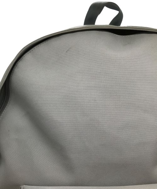 +81（プラスエイティーワン）+81 (プラスエイティーワン) SU (ス) VIBRAM SEAM BONDING DAYPACK グレー サイズ:-の古着・服飾アイテム