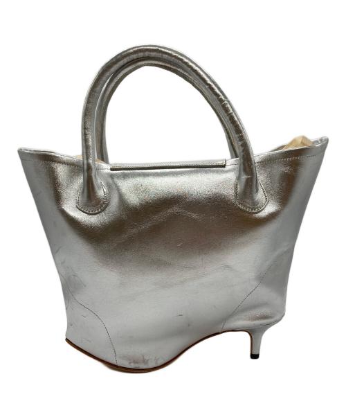 azumi and david（アズミ アンド デイヴィッド）azumi and david (アズミ アンド デイヴィッド) ヒールドッキングレザーハンドバッグ シルバー サイズ:-の古着・服飾アイテム