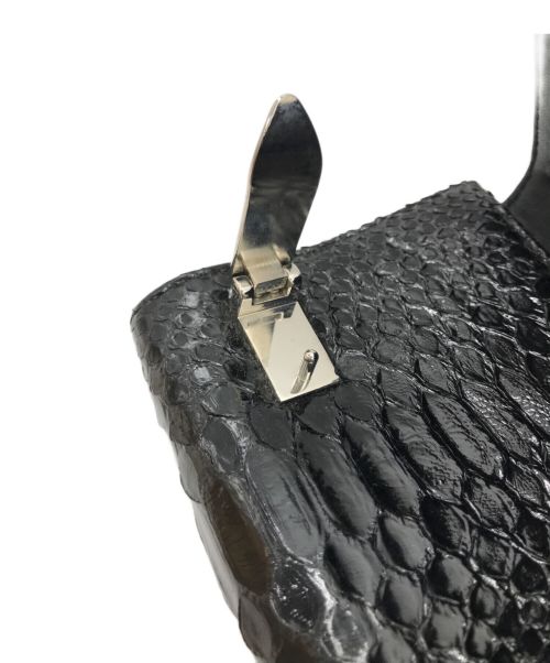 Christian Louboutin（クリスチャン・ルブタン）Christian Louboutin (クリスチャン・ルブタン) パイソンクラッチバッグ ブラック サイズ:-の古着・服飾アイテム