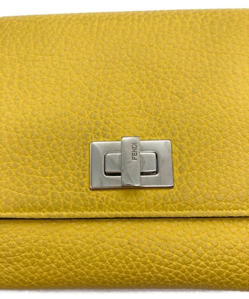 FENDI（フェンディ）FENDI (フェンディ) 2つ折り財布 イエローの古着・服飾アイテム