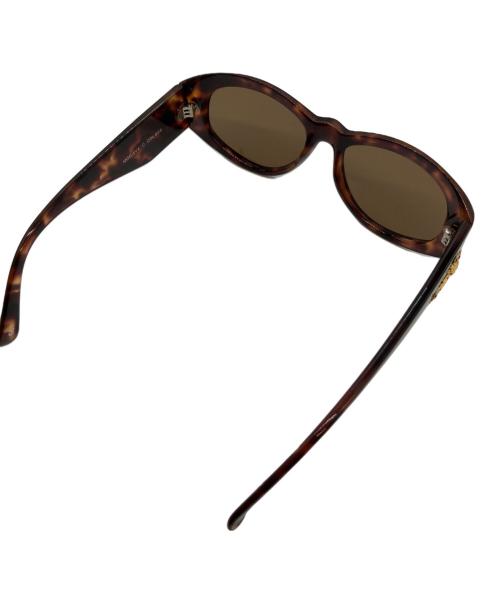 GIANNI VERSACE（ジャンニ・ヴェルサーチ）GIANNI VERSACE (ジャンニ・ヴェルサーチ) ヴィンテージサングラス ブラウンの古着・服飾アイテム