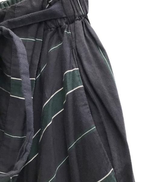 Vivienne Westwood ANGLOMANIA（ヴィヴィアンウエストウッドアングロマニア）VIVIENNE WESTWOOD ANGLOMANIA (ヴィヴィアンウエストウッドアングロマニア) Anglomania (アングロマニア) 変形スカート ネイビー×グリーン サイズ:38の古着・服飾アイテム