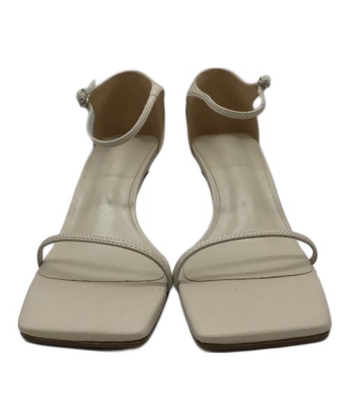 TONY BIANCO（トニービアンコ）TONY BIANCO (トニービアンコ) アンクルストラップサンダル ベージュ サイズ:25の古着・服飾アイテム