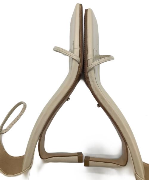 TONY BIANCO（トニービアンコ）TONY BIANCO (トニービアンコ) アンクルストラップサンダル ベージュ サイズ:25の古着・服飾アイテム