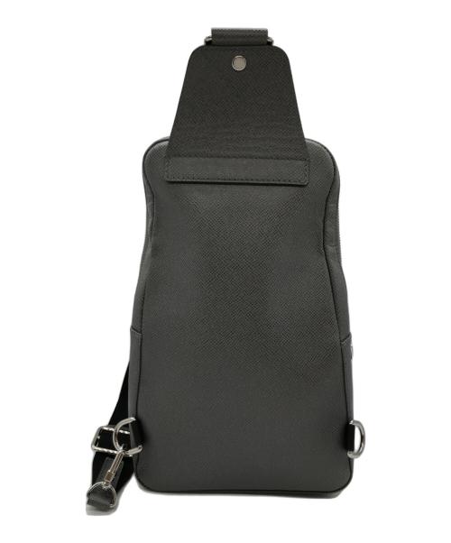 LOUIS VUITTON（ルイ ヴィトン）LOUIS VUITTON (ルイ ヴィトン) タイガ アヴェニュー スリングバッグ グレーの古着・服飾アイテム