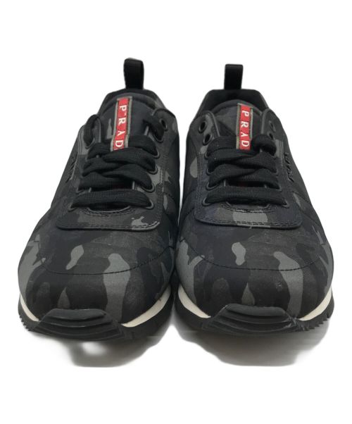 PRADA（プラダ）PRADA (プラダ) カモフラージュ柄スニーカー ブラック×グレー サイズ:6.5の古着・服飾アイテム