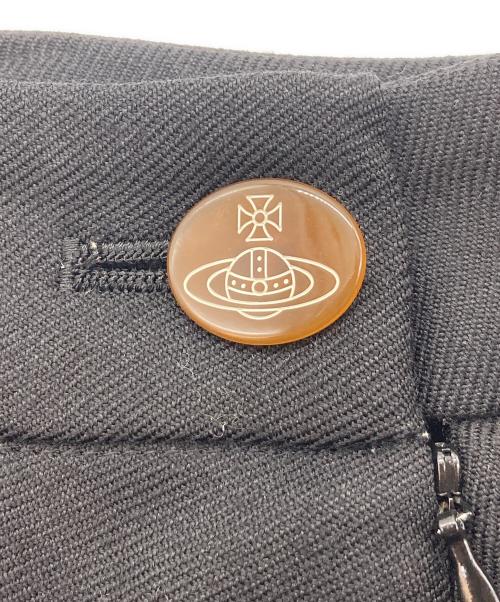 Vivienne Westwood RED LABEL（ヴィヴィアンウエストウッドレッドレーベル）Vivienne Westwood RED LABEL (ヴィヴィアンウエストウッドレッドレーベル) スカート ブラック サイズ:3の古着・服飾アイテム