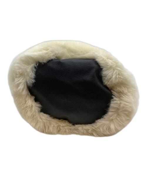 a point etc（アー ポワン ウテセ）a point etc (アー ポワン ウテセ) ショルダーバッグ ホワイト サイズ:-の古着・服飾アイテム