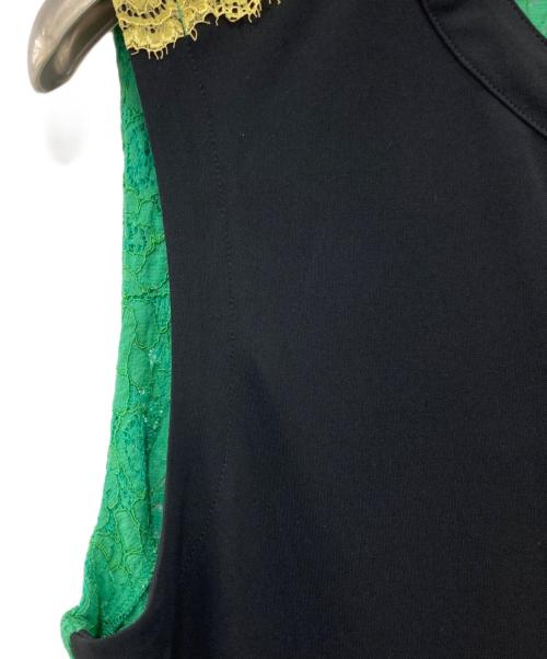 TOKUKO1erVOL（トクコプルミエヴォル）TOKUKO1erVOL (トクコプルミエヴォル) ノースリーブカットソー ブラック×グリーン サイズ:9の古着・服飾アイテム