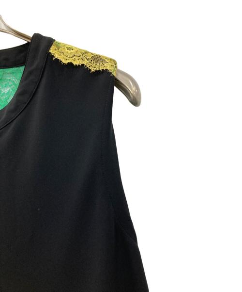 TOKUKO1erVOL（トクコプルミエヴォル）TOKUKO1erVOL (トクコプルミエヴォル) ノースリーブカットソー ブラック×グリーン サイズ:9の古着・服飾アイテム