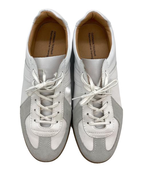 GERMAN TRAINER（ジャーマントレーナー）GERMAN TRAINeR (ジャーマントレーナー) ジャーマントレーナー ホワイト サイズ:43の古着・服飾アイテム