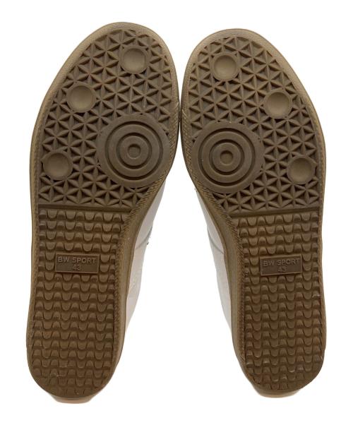 GERMAN TRAINER（ジャーマントレーナー）GERMAN TRAINeR (ジャーマントレーナー) ジャーマントレーナー ホワイト サイズ:43の古着・服飾アイテム