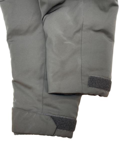 UNIQLO（ユニクロ）UNIQLO (ユニクロ) WHITE MOUNTAINEERING (ホワイトマウンテ二アニング) ハイブリッドダウンオーバーサイズパーカ ブラック サイズ:XLの古着・服飾アイテム