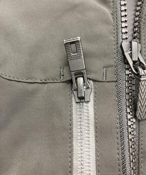 UNIQLO（ユニクロ）UNIQLO (ユニクロ) WHITE MOUNTAINEERING (ホワイトマウンテ二アニング) ハイブリッドダウンオーバーサイズパーカ ブラック サイズ:XLの古着・服飾アイテム