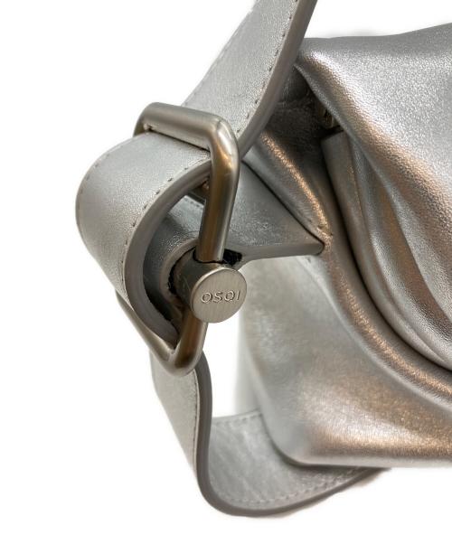 osoi（オソイ）OSOI (オソイ) FOLDER BROT BAG シルバーの古着・服飾アイテム