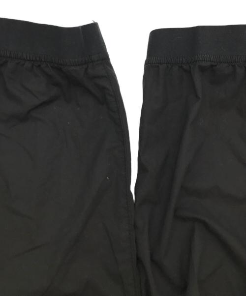 STONE ISLAND（ストーンアイランド）STONE ISLAND (ストーンアイランド) ストレッチ ガーメントダイ テーパードカーゴパンツ ブラック サイズ:３２の古着・服飾アイテム