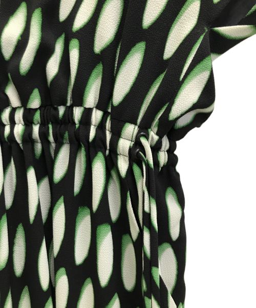 DRIES VAN NOTEN（ドリスヴァンノッテン）DRIES VAN NOTEN (ドリスヴァンノッテン) LEN LYE (レン・ライ) 総柄ワンピース ブラック×グリーン サイズ:34の古着・服飾アイテム