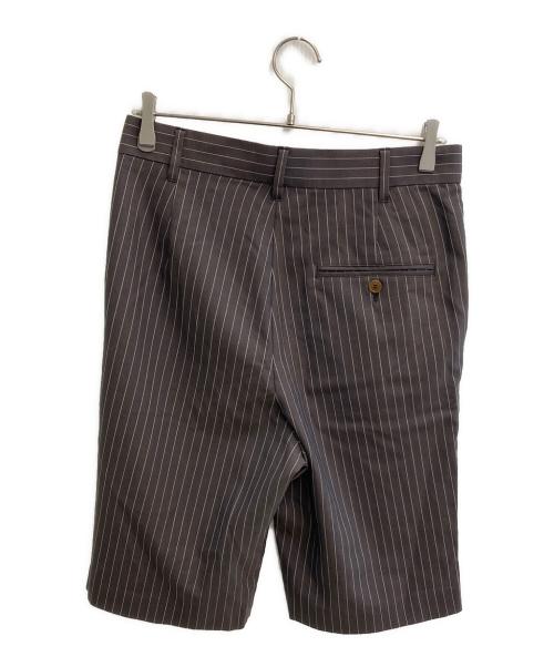Vivienne Westwood man（ヴィヴィアン ウェストウッド マン）Vivienne Westwood man (ヴィヴィアン ウェストウッド マン) ハーフパンツ グレー サイズ:46の古着・服飾アイテム