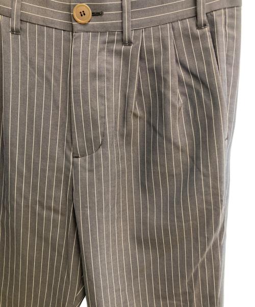 Vivienne Westwood man（ヴィヴィアン ウェストウッド マン）Vivienne Westwood man (ヴィヴィアン ウェストウッド マン) ハーフパンツ グレー サイズ:46の古着・服飾アイテム