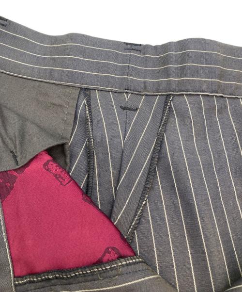 Vivienne Westwood man（ヴィヴィアン ウェストウッド マン）Vivienne Westwood man (ヴィヴィアン ウェストウッド マン) ハーフパンツ グレー サイズ:46の古着・服飾アイテム