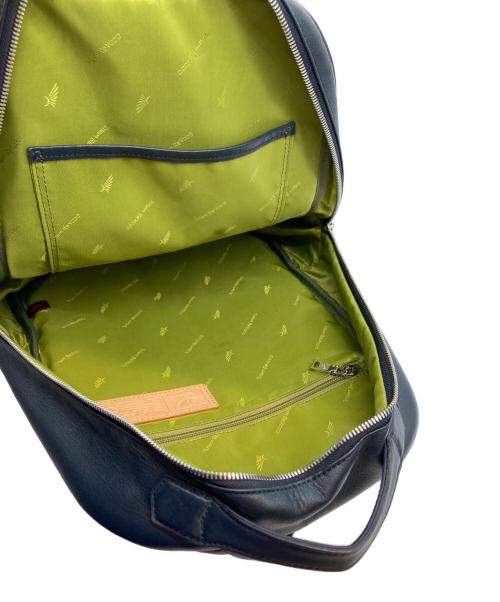 totem re vooo（トーテムリボー）totem re vooo (トーテムリボー) パンチングレザーデイパック ネイビーの古着・服飾アイテム