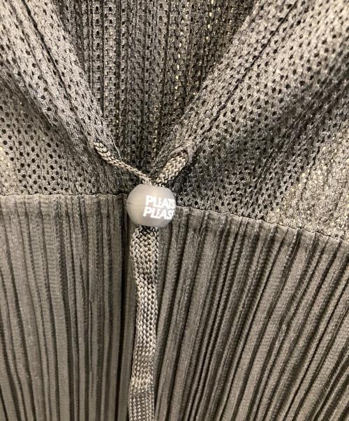 PLEATS PLEASE（プリーツプリーズ）PLEATS PLEASE (プリーツプリーズ) プリーツパーカー ブラック サイズ:3の古着・服飾アイテム