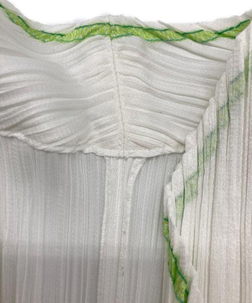 PLEATS PLEASE（プリーツプリーズ）PLEATS PLEASE (プリーツプリーズ) ノースリーブプリーツカットソー ホワイト サイズ:4の古着・服飾アイテム