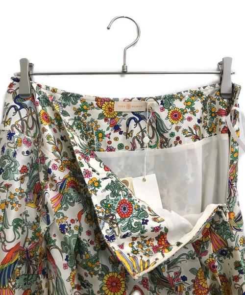 TORY BURCH（トリーバーチ）TORY BURCH (トリーバーチ) シルクプリーツスカート マルチカラー サイズ:6 未使用品の古着・服飾アイテム
