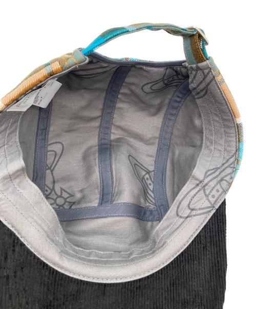 Vivienne Westwood（ヴィヴィアンウエストウッド）Vivienne Westwood (ヴィヴィアンウエストウッド) タータンチェックキャップ ブルーの古着・服飾アイテム