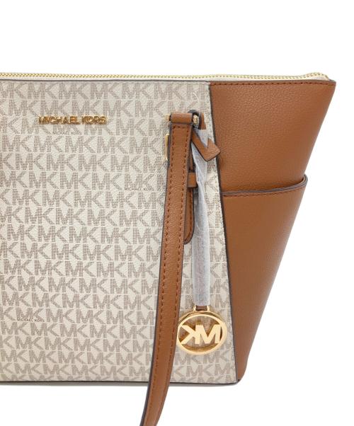 MICHAEL KORS（マイケル・コース）MICHAEL KORS (マイケルコース) CHARLOTTE LG TZ TOTE/シャーロット/トートバッグ ホワイト×ブラウン 未使用品の古着・服飾アイテム