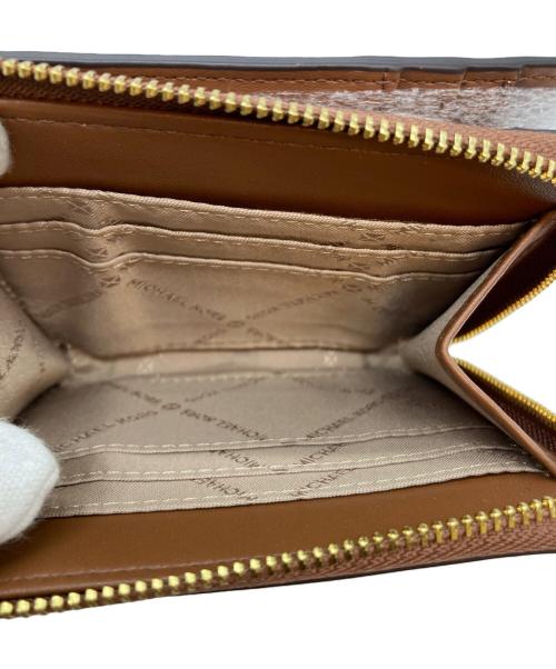 MICHAEL KORS（マイケル・コース）MICHAEL KORS (マイケルコース) 2つ折り財布 ホワイト 未使用品の古着・服飾アイテム