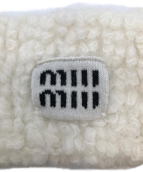 MIU MIU（ミュウミュウ）MIU MIU (ミュウミュウ) ヘアバンド ホワイトの古着・服飾アイテム