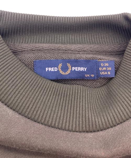 FRED PERRY（フレッドペリー）FRED PERRY (フレッドペリー) テープド スウェットシャツ オリーブ サイズ:SIZE M (UK 36)の古着・服飾アイテム