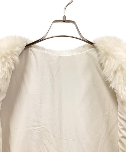 BIRTHDAY BASH（バースデーバッシュ）BIRTHDAY BASH (バースデーバッシュ) リボンファーベスト ホワイト サイズ:-の古着・服飾アイテム