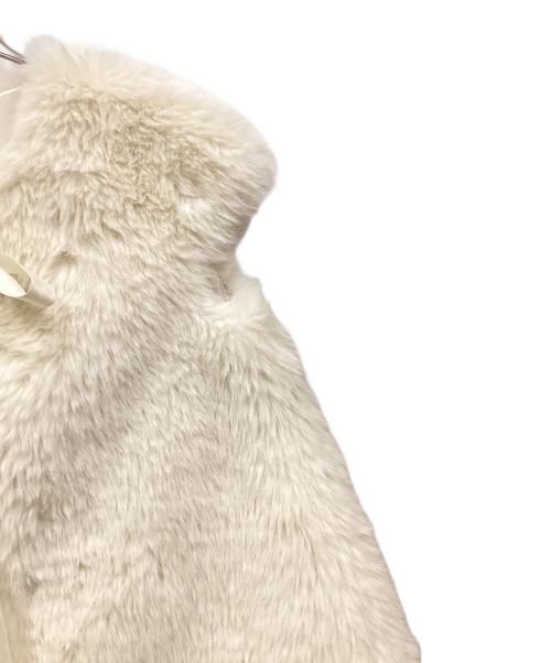 BIRTHDAY BASH（バースデーバッシュ）BIRTHDAY BASH (バースデーバッシュ) リボンファーベスト ホワイト サイズ:-の古着・服飾アイテム