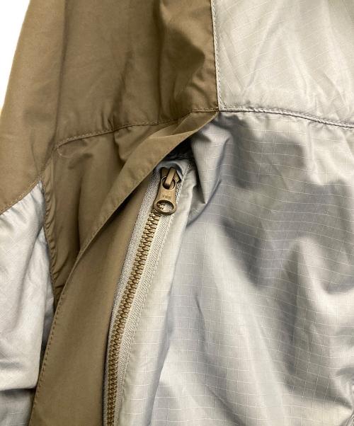 THE NORTHFACE PURPLELABEL（ザ・ノースフェイス パープルレーベル）THE NORTHFACE PURPLELABEL (ザ・ノースフェイス パープルレーベル) BEAMS (ビームス) 別注マウンテンパーカー ブルー×ブラック サイズ:L 未使用品の古着・服飾アイテム