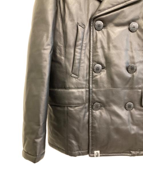 A BATHING APE（アベイシングエイプ）A BATHING APE (ア ベイシング エイプ) シープスキンレザーダウンPコート ブラック サイズ:Mの古着・服飾アイテム