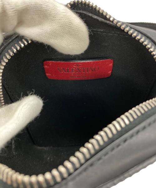 VALENTINO（ヴァレンティノ）VALENTINO (ヴァレンティノ) ショルダーバッグ ブラックの古着・服飾アイテム