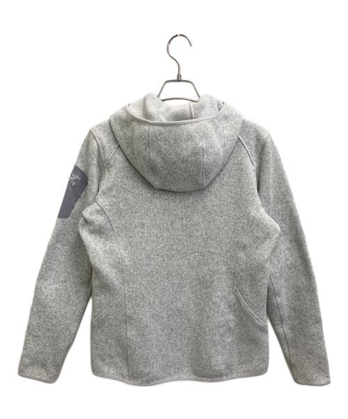 ARC'TERYX（アークテリクス）ARC'TERYX (アークテリクス) covert hoody ホワイト サイズ:Sの古着・服飾アイテム